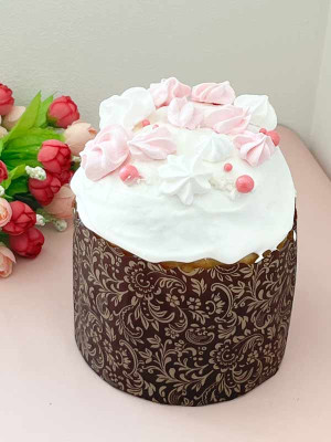 Кулич с клюквой и изюмом