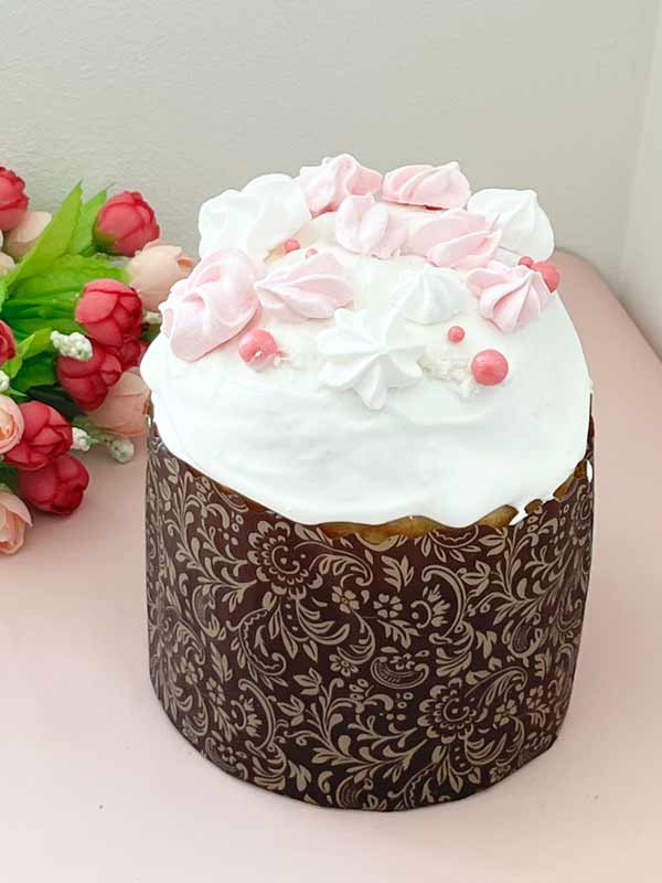 Кулич с клюквой и изюмом Кулич с клюквой и изюмом