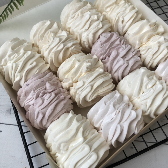 Набор зефира ручной работы "Тотальное ассорти", 12 шт   