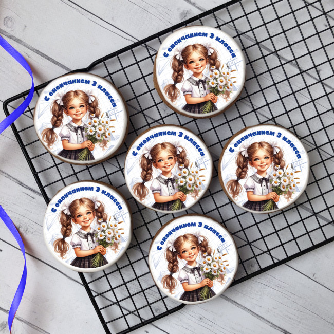 Имбирный пряник "С окончанием 3 класса (девочки)", 10 шт Имбирный пряник "С окончанием 3 класса (девочки)", 10 шт