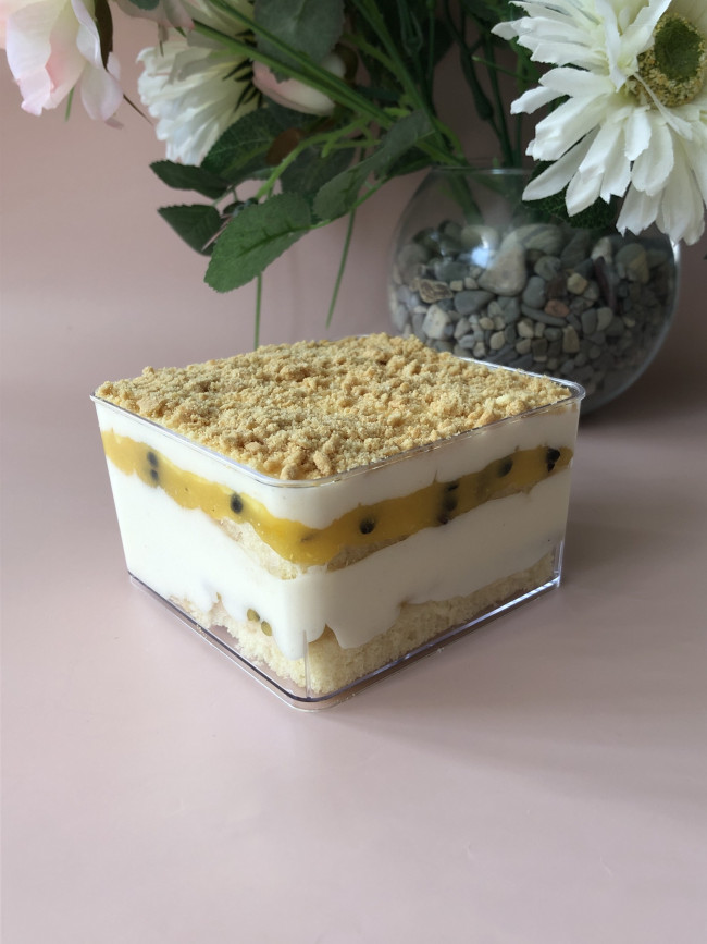 Бенто-торт в боксе Манго-Маракуйя