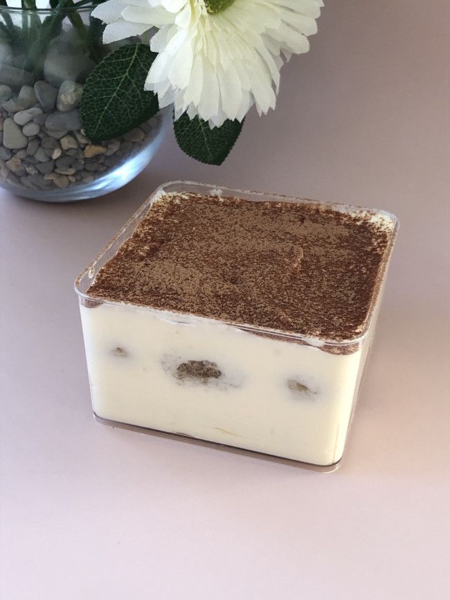 Бенто-торт в боксе "Тирамису"