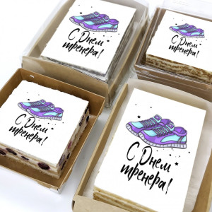 Торт-открытка "С днем тренера"