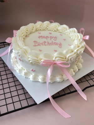 Торт Ламбет (розовый контур) 