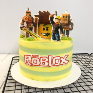Торт «Roblox»