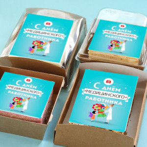 Торт-открытка "Цветы медиккам"