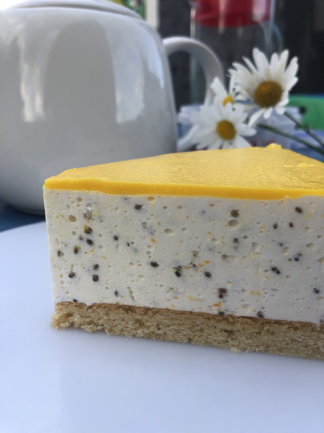  Торт-суфле «Птичье молоко» лимон/семена Чиа