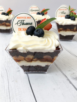 Трайфлы «Сникерс»