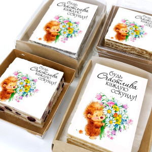 Торт-открытка "Ежик с цветами"