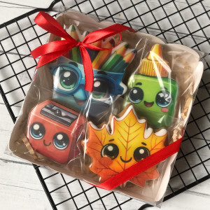 Набор пряников к 1 сентября "Веселая канцелярия", средний