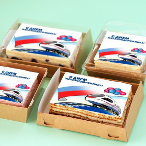 Торт-открытка "Поезд с шариками"