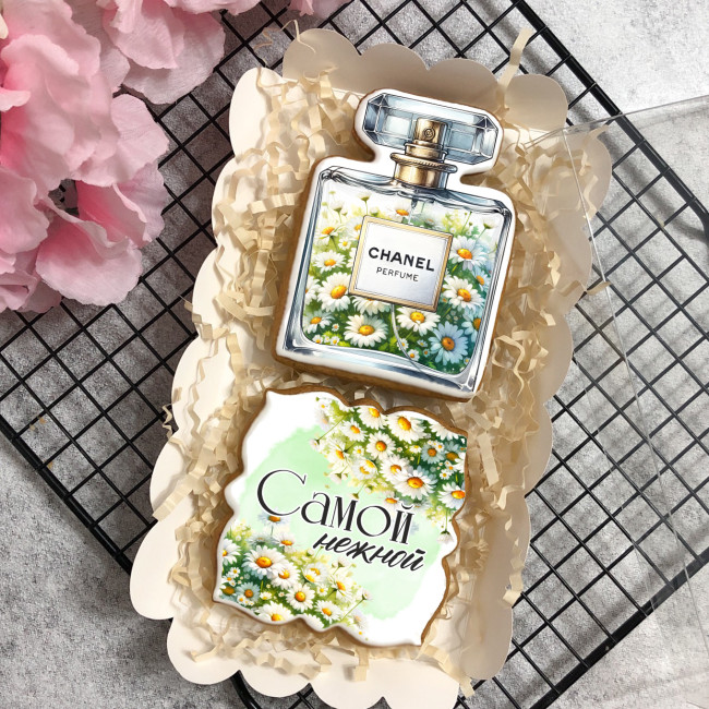 Набор имбирных пряников "Духи" (самой нежной)